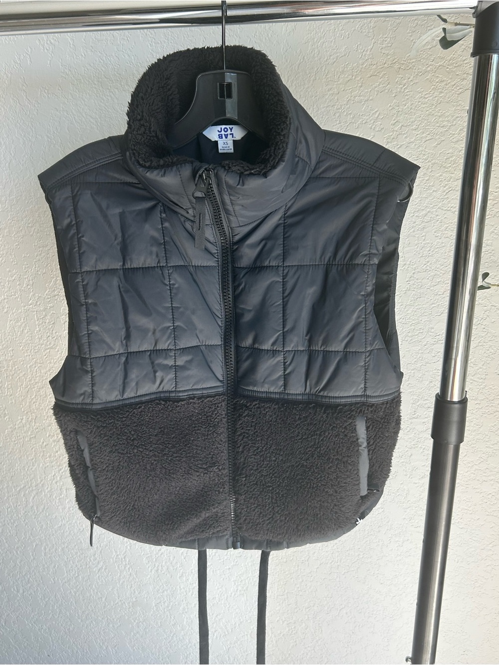 JoyLab Lined Black Sherpa Vest - Women's - Picture 2 of 8